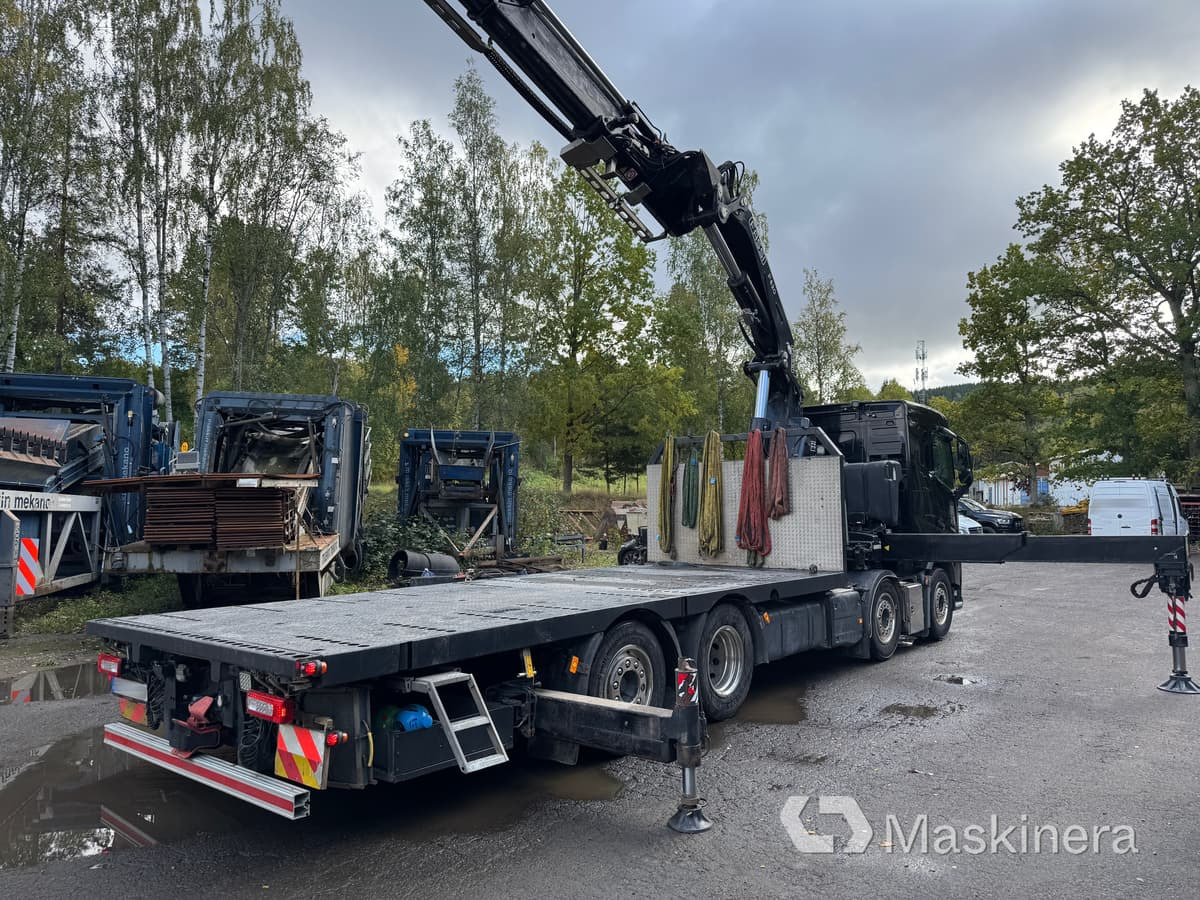 Bodbil Volvo FH 82F med Fassi F820 kran & jib - Dropside/ Flatbed truck, Crane truck: picture 5 Bodbil Volvo FH 82F med Fassi F820 kran & jib - Dropside/ Flatbed truck, Crane truck: picture 5