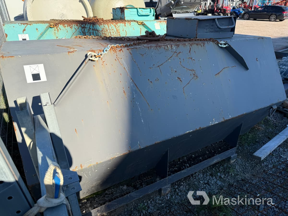 Bränsletank Färmartanken UN 1202 2000 liter - Storage tank: picture 4 Bränsletank Färmartanken UN 1202 2000 liter - Storage tank: picture 4