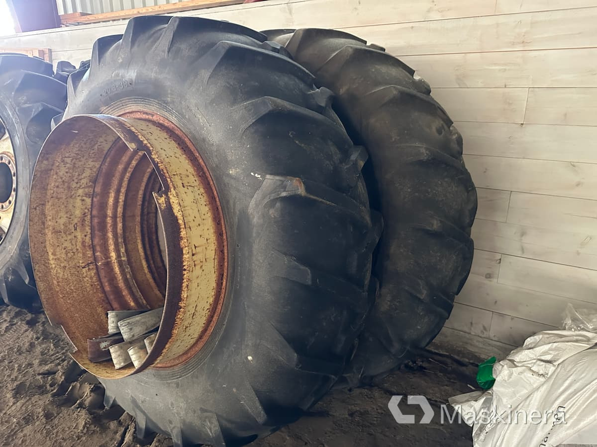Dubbelmontage Alliance 20.8-38 - Wheel and tire package: picture 3 Dubbelmontage Alliance 20.8-38 - Wheel and tire package: picture 3