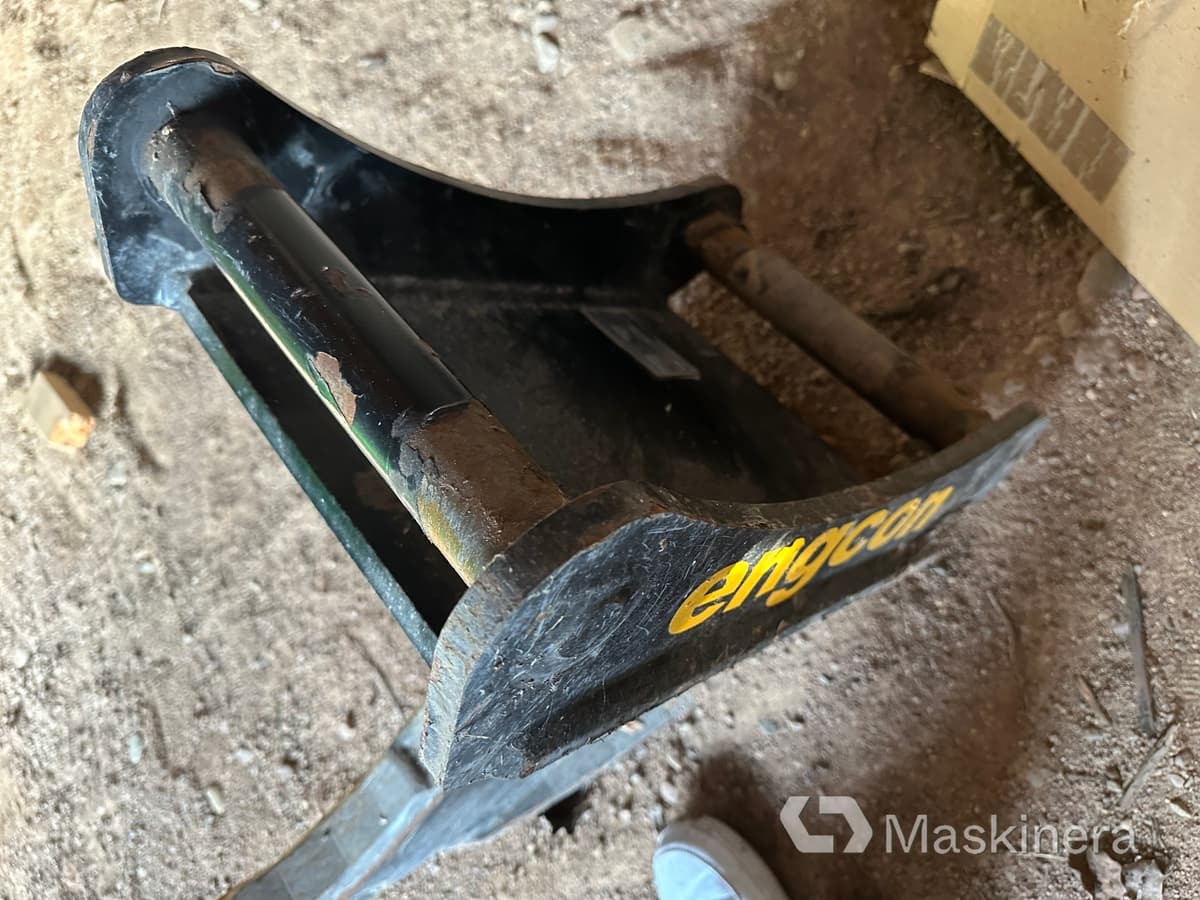 Engcon R10 2,5" Tjälkrok Engcon R10 S45 - Ripper: picture 3 Engcon R10 2,5" Tjälkrok Engcon R10 S45 - Ripper: picture 3