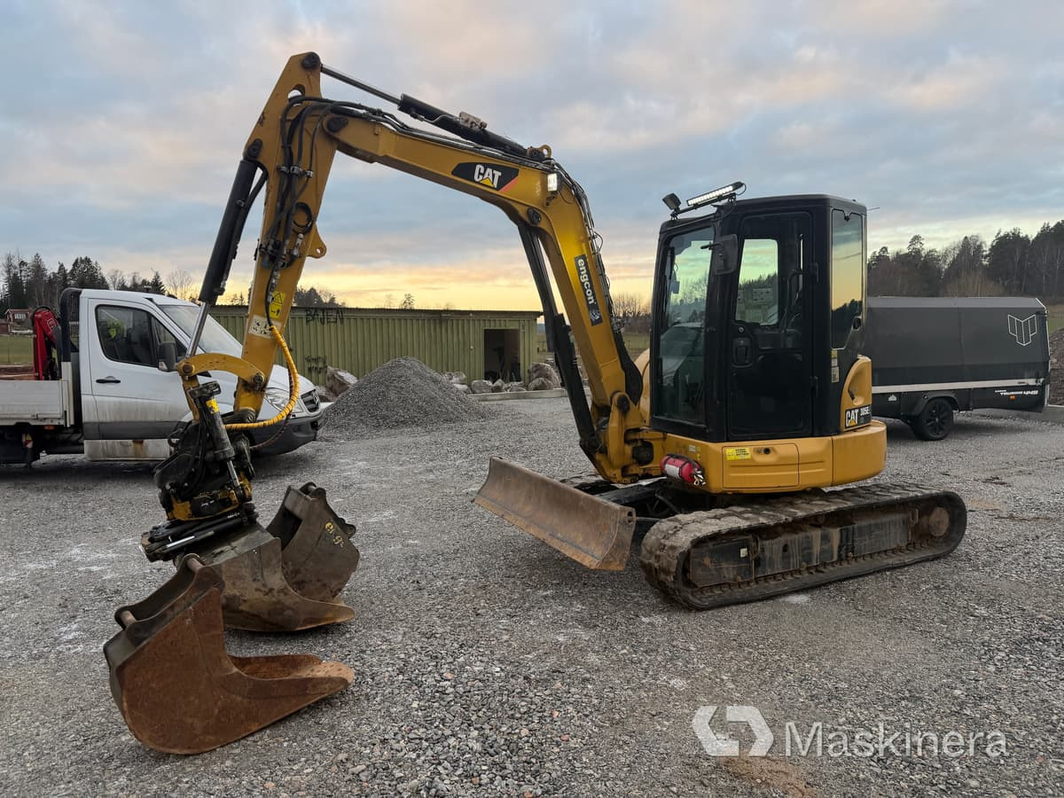 Grävmaskin CAT 305E2 CR med tillbehör - Crawler excavator: picture 1 Grävmaskin CAT 305E2 CR med tillbehör - Crawler excavator: picture 1