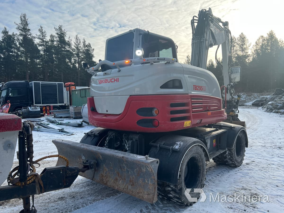 Hjulgrävare Takeuchi TB295W med tillbehör - Crawler excavator: picture 5 Hjulgrävare Takeuchi TB295W med tillbehör - Crawler excavator: picture 5