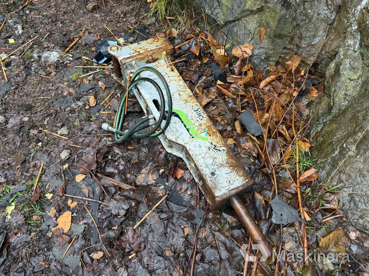 Hydraulhammare Daemo B30 S30 - Hydraulic hammer: picture 3 Hydraulhammare Daemo B30 S30 - Hydraulic hammer: picture 3