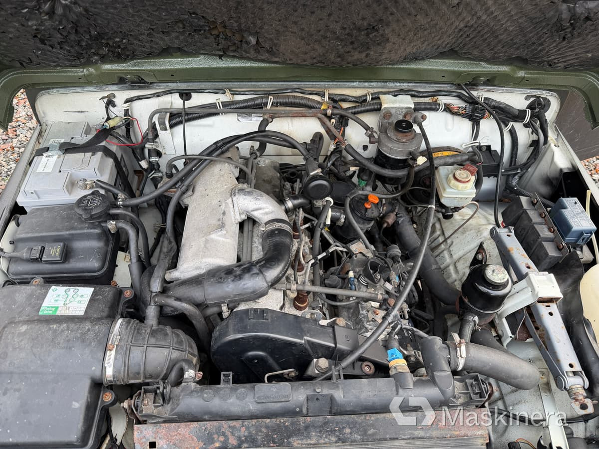 Small van Pickup Suzuki Samurai 1.9TD 4WD: picture 33 Small van Pickup Suzuki Samurai 1.9TD 4WD: picture 33