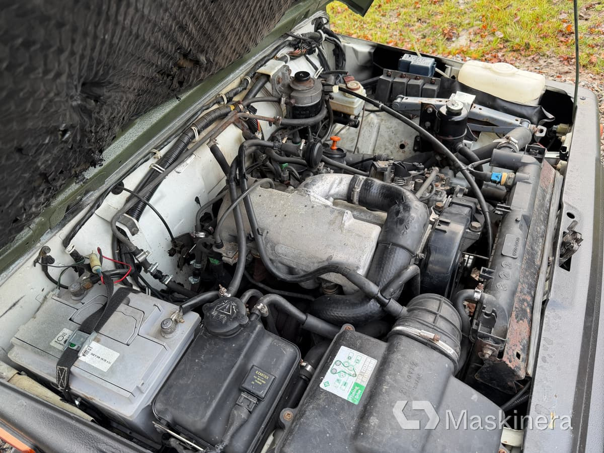 Small van Pickup Suzuki Samurai 1.9TD 4WD: picture 35 Small van Pickup Suzuki Samurai 1.9TD 4WD: picture 35