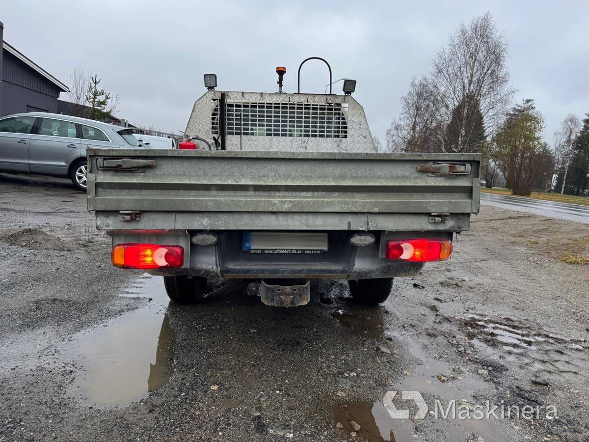 Pickup Toyota Hilux -18 Dubbelhytt - Small van: picture 4 Pickup Toyota Hilux -18 Dubbelhytt - Small van: picture 4
