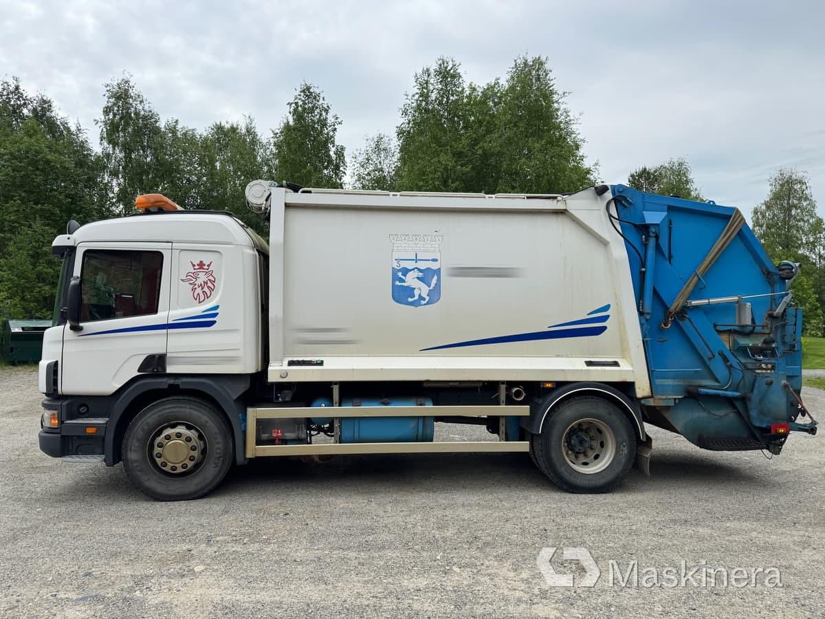 Scania P94DB 4X2 NA 230 Sopbil Scania P94DB 4X2 Baklastare - Garbage truck: picture 2 Scania P94DB 4X2 NA 230 Sopbil Scania P94DB 4X2 Baklastare - Garbage truck: picture 2