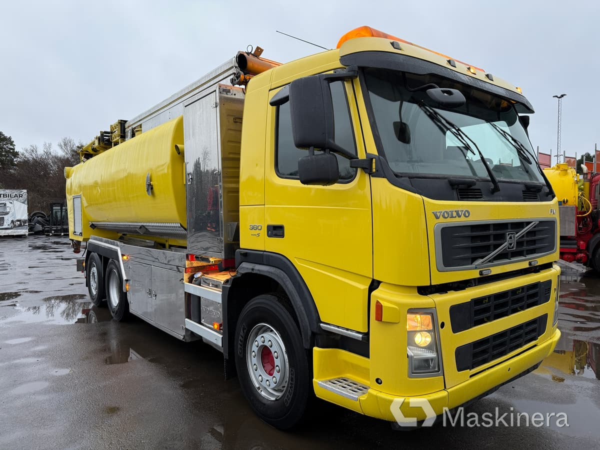 Slamsug / Spolbil med kran Volvo FM 380 6X2 - Vacuum truck: picture 3 Slamsug / Spolbil med kran Volvo FM 380 6X2 - Vacuum truck: picture 3