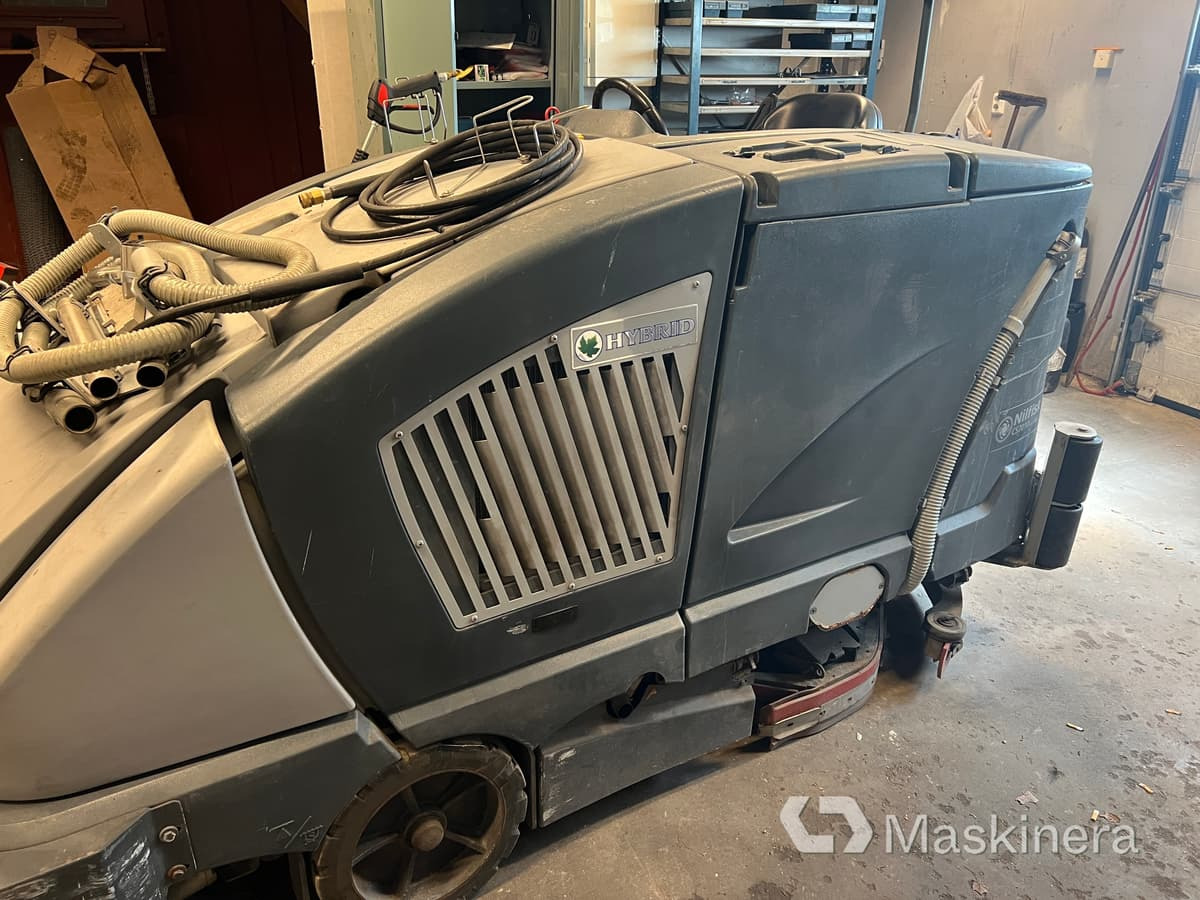 Sopskurmaskin Nilfisk Hybrid CS7010 1200D - Road sweeper: picture 3 Sopskurmaskin Nilfisk Hybrid CS7010 1200D - Road sweeper: picture 3