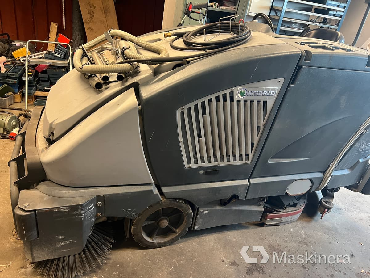 Sopskurmaskin Nilfisk Hybrid CS7010 1200D - Road sweeper: picture 2 Sopskurmaskin Nilfisk Hybrid CS7010 1200D - Road sweeper: picture 2