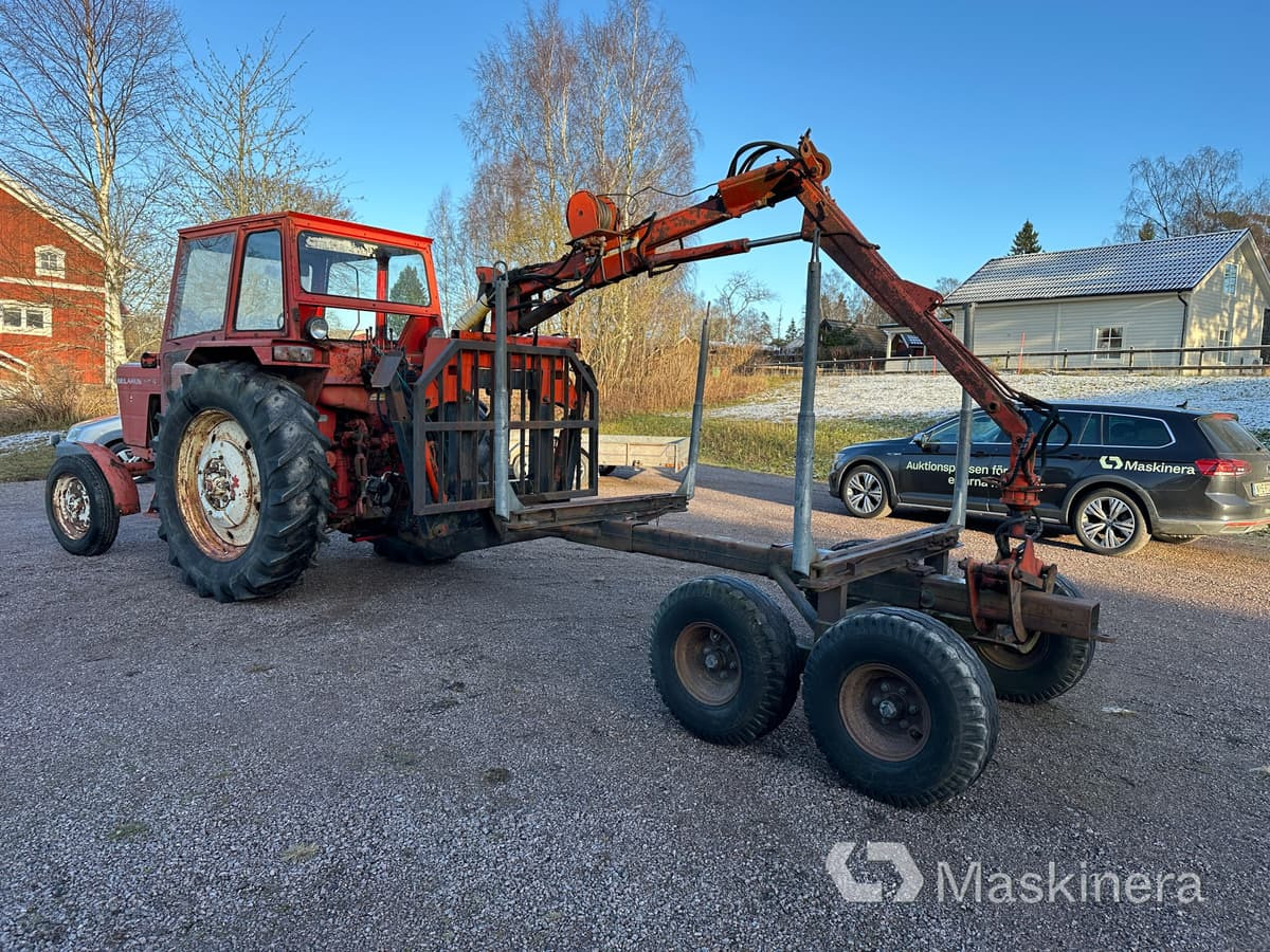 Traktor Belarus 50S med skogsvagn och lastare - Farm tractor: picture 4 Traktor Belarus 50S med skogsvagn och lastare - Farm tractor: picture 4