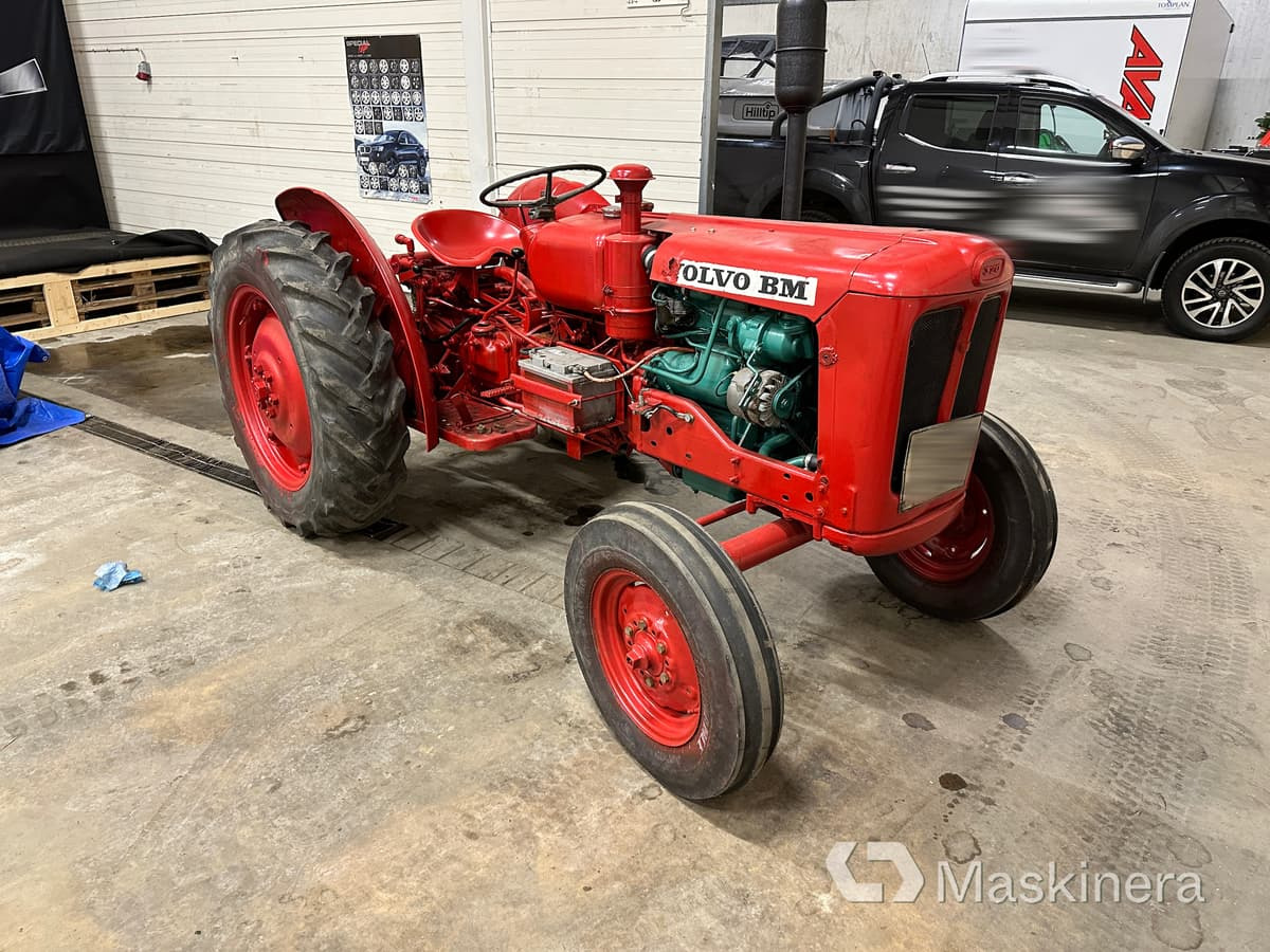 Veterantraktor Volvo BM 320 - Farm tractor: picture 1 Veterantraktor Volvo BM 320 - Farm tractor: picture 1