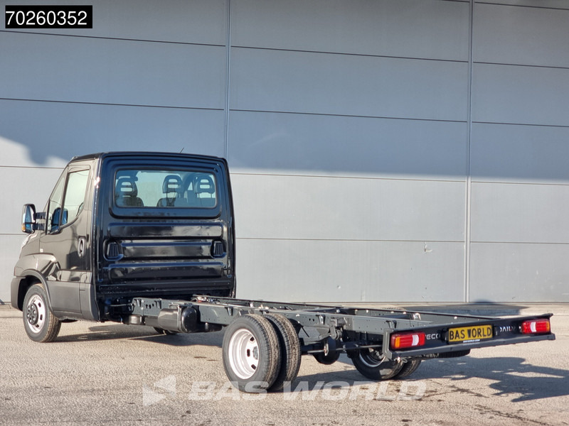 Iveco Daily 35C21 Automaat 410wb Dubbellucht 2025model Chassis Cabine ACC Fahrgestell Airco - Commercial vehicle: picture 2 Iveco Daily 35C21 Automaat 410wb Dubbellucht 2025model Chassis Cabine ACC Fahrgestell Airco - Commercial vehicle: picture 2