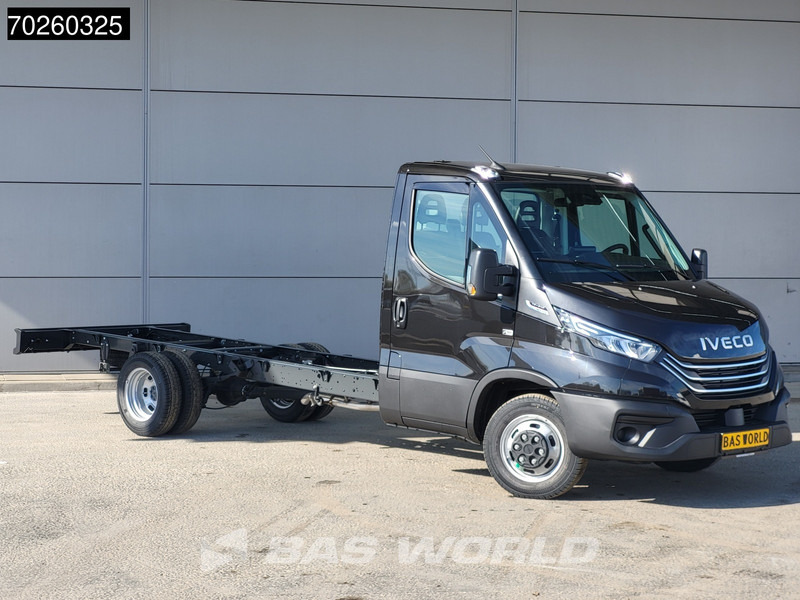 Iveco Daily 35C21 Automaat 410wb Dubbellucht 2025model Chassis Cabine ACC Fahrgestell Airco - Commercial vehicle: picture 3 Iveco Daily 35C21 Automaat 410wb Dubbellucht 2025model Chassis Cabine ACC Fahrgestell Airco - Commercial vehicle: picture 3
