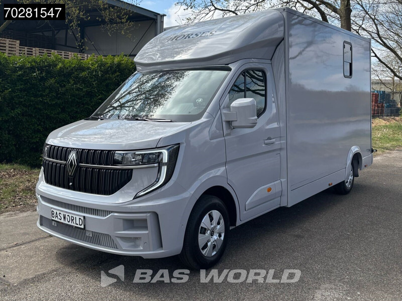 Renault Master 2025 model Paardenwagen Hengstenuitvoering / Horsetruck / Veewagen Airco Cruise control - Commercial vehicle: picture 3 Renault Master 2025 model Paardenwagen Hengstenuitvoering / Horsetruck / Veewagen Airco Cruise control - Commercial vehicle: picture 3
