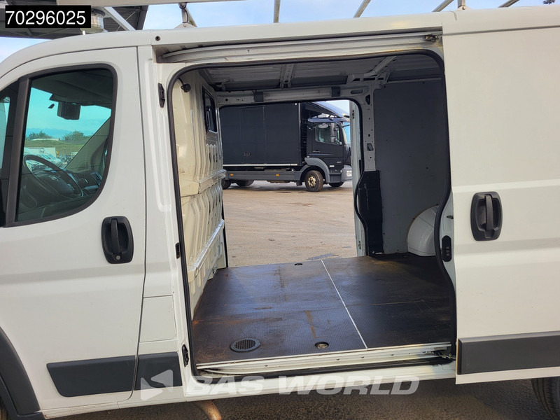 Fiat Ducato 136PK Dubbele Schuifdeur L2H1 Trekhaak Airco Camera Imperiaal L2 Laag Dak Airco Trekhaak - Panel van: picture 3 Fiat Ducato 136PK Dubbele Schuifdeur L2H1 Trekhaak Airco Camera Imperiaal L2 Laag Dak Airco Trekhaak - Panel van: picture 3