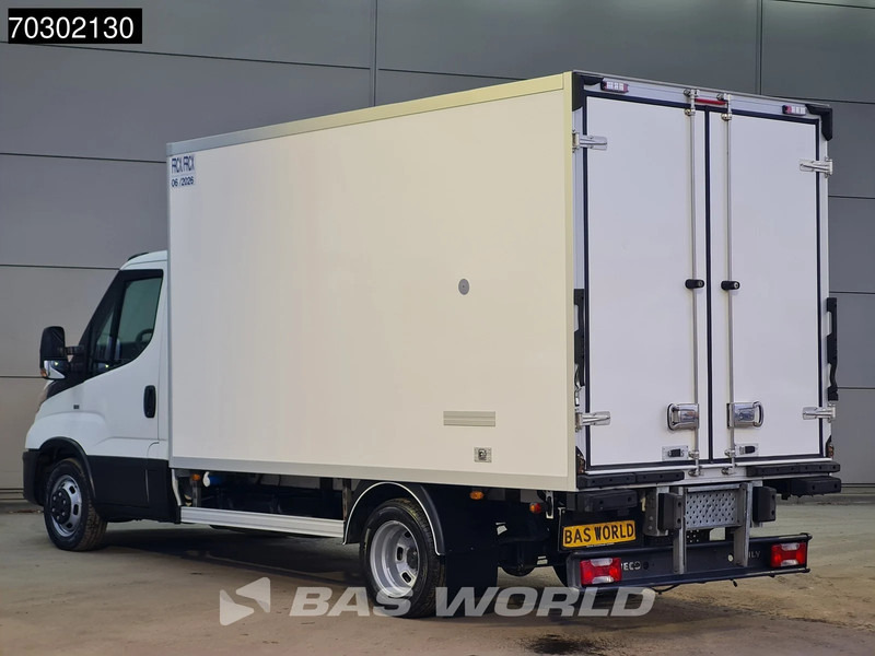Iveco Daily 35C14 Bi-Temp Koelwagen Vriezer Zijdeur Achterdeuren Dubbellucht Thermo King V500 MAX 230v Stekker Euro6 Koel Koeler Koelwagen B - Refrigerated van: picture 2 Iveco Daily 35C14 Bi-Temp Koelwagen Vriezer Zijdeur Achterdeuren Dubbellucht Thermo King V500 MAX 230v Stekker Euro6 Koel Koeler Koelwagen B - Refrigerated van: picture 2