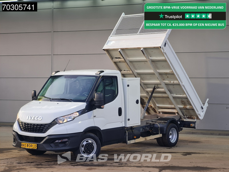 Iveco Daily 35C14 Kipper met Kist Dubbellucht 3,5t Trekhaak Airco Cruise Euro6 Tipper Benne Kieper Airco Trekhaak Cruise control - Tipper van: picture 1 Iveco Daily 35C14 Kipper met Kist Dubbellucht 3,5t Trekhaak Airco Cruise Euro6 Tipper Benne Kieper Airco Trekhaak Cruise control - Tipper van: picture 1