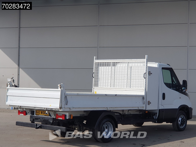 Iveco Daily 35C16 3.0L Kipper met Kist Dubbellucht 3,5t Trekhaak Airco Cruise Euro6 Tipper Benne Kieper 2m3 Airco Trekhaak Cruise control - Tipper van: picture 5 Iveco Daily 35C16 3.0L Kipper met Kist Dubbellucht 3,5t Trekhaak Airco Cruise Euro6 Tipper Benne Kieper 2m3 Airco Trekhaak Cruise control - Tipper van: picture 5