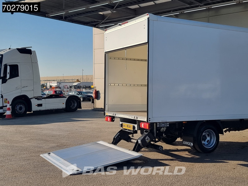 Iveco Daily 35C16 Automaat Laadklep Bakwagen Dubbellucht Airco Camera Meubelbak Koffer 19m3 Airco - Box van: picture 3 Iveco Daily 35C16 Automaat Laadklep Bakwagen Dubbellucht Airco Camera Meubelbak Koffer 19m3 Airco - Box van: picture 3