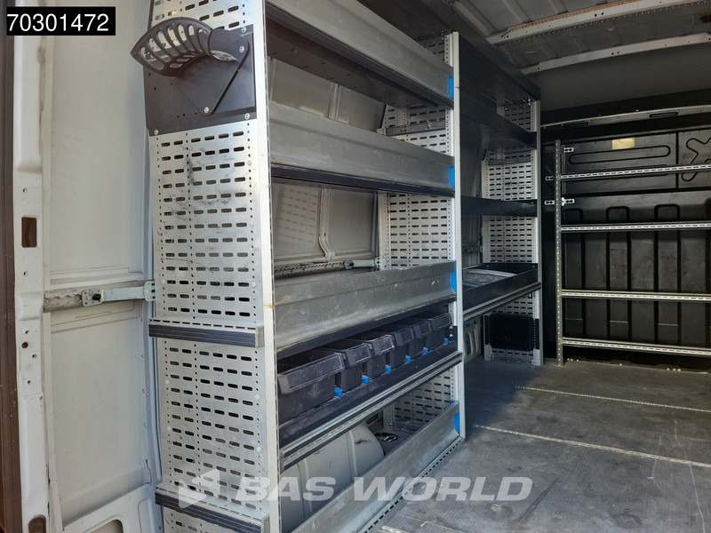 Iveco Daily 35S14 L2H2 Navi Camera Airco L2 10,8m3 Airco - Panel van: picture 5 Iveco Daily 35S14 L2H2 Navi Camera Airco L2 10,8m3 Airco - Panel van: picture 5