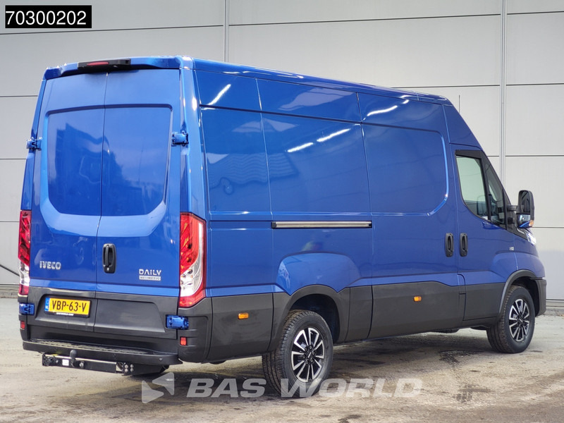 Iveco Daily 35S16 Automaat L2H2 3,5t Trekhaak ACC LED Airco Cruise Camera Parkeersensoren LM-Velgen Euro6 L2 Airco Trekhaak - Panel van: picture 5 Iveco Daily 35S16 Automaat L2H2 3,5t Trekhaak ACC LED Airco Cruise Camera Parkeersensoren LM-Velgen Euro6 L2 Airco Trekhaak - Panel van: picture 5