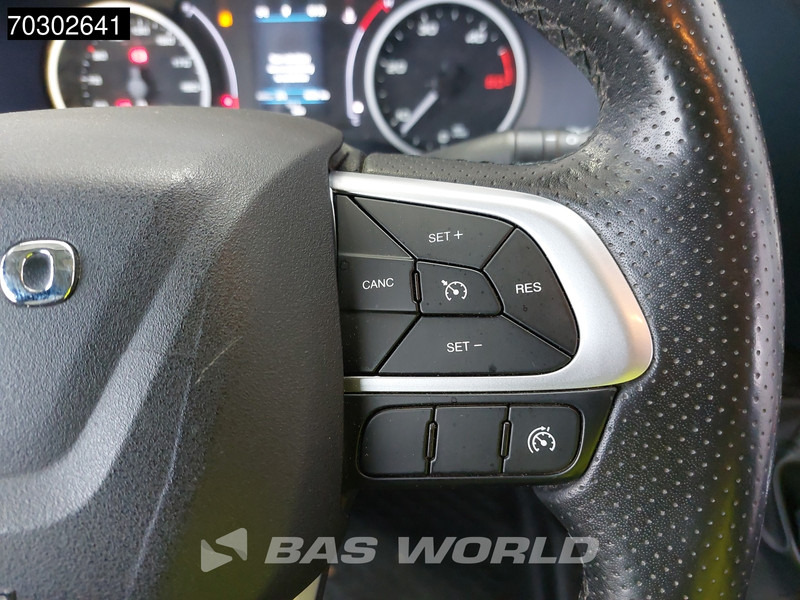 Panel van Iveco Daily 35S18 3.0L Automaat L2H2 3,5t Trekhaak 180PK Navi Airco Cruise Camera Parkeersensoren Imperiaal Velgen Euro6 L2 Airco Trekhaak C: picture 20