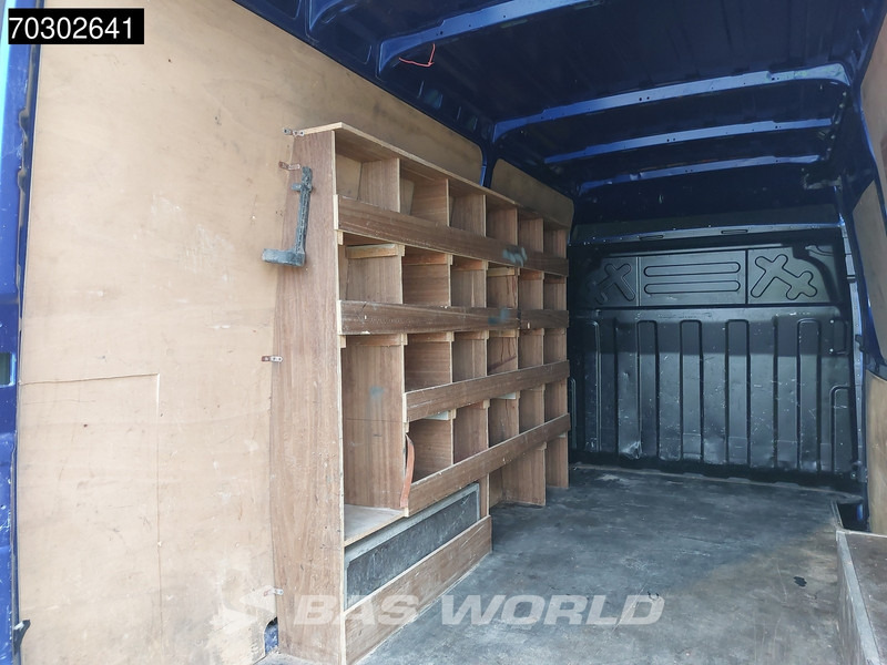 Panel van Iveco Daily 35S18 3.0L Automaat L2H2 3,5t Trekhaak 180PK Navi Airco Cruise Camera Parkeersensoren Imperiaal Velgen Euro6 L2 Airco Trekhaak C: picture 8