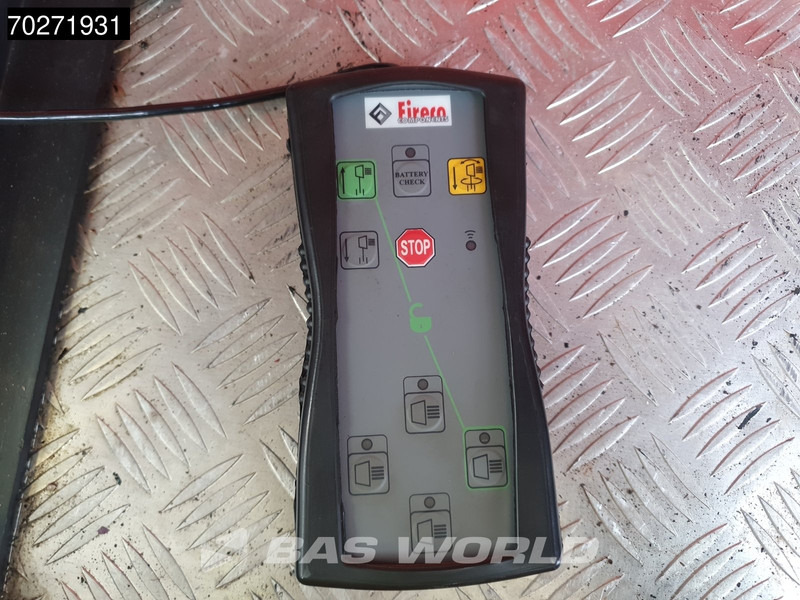 Ambulance Iveco Daily 70C17 4x4 Achleitner Firetruck Brandweerwagen AWD Allrad Camper 1200liter Airco Dubbel cabine Trekhaak Cruise control: picture 17