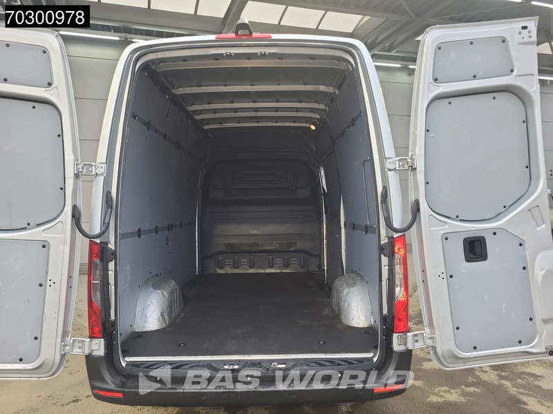 Mercedes-Benz Sprinter 315 CDI Automaat L2H2 150PK Airco Camera Parkeersensoren MBUX CarPlay Euro6 L2 Airco - Small van: picture 3 Mercedes-Benz Sprinter 315 CDI Automaat L2H2 150PK Airco Camera Parkeersensoren MBUX CarPlay Euro6 L2 Airco - Small van: picture 3