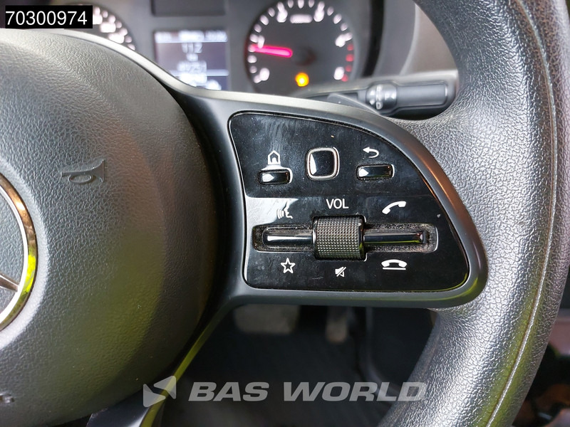 Small van Mercedes-Benz Sprinter 315 CDI Automaat L2H2 150PK Airco Camera Parkeersensoren MBUX CarPlay Euro6 L2 Airco: picture 17