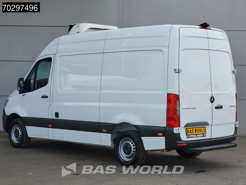 Mercedes-Benz Sprinter 316 CDI Koelwagen L2H2 Carrier 350 230v-stekker Airco Cruise Camera Euro6 Koel Koeler Kühl Kühler Kühlwagen Airco Cruise control - Refrigerated van: picture 2 Mercedes-Benz Sprinter 316 CDI Koelwagen L2H2 Carrier 350 230v-stekker Airco Cruise Camera Euro6 Koel Koeler Kühl Kühler Kühlwagen Airco Cruise control - Refrigerated van: picture 2