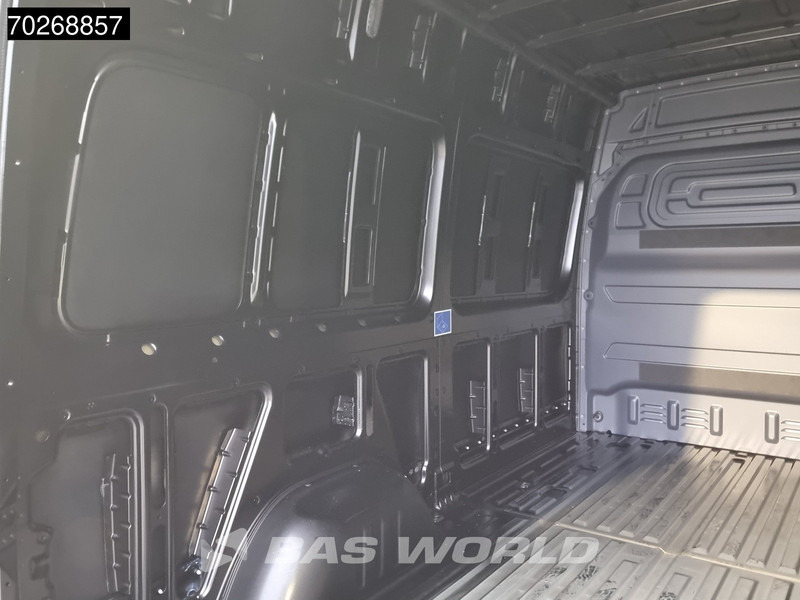 New Panel van Mercedes-Benz Sprinter 319 CDI Automaat L2H2 model 2025 Camera MBUX LED Airco Cruise Airco Cruise control: picture 14