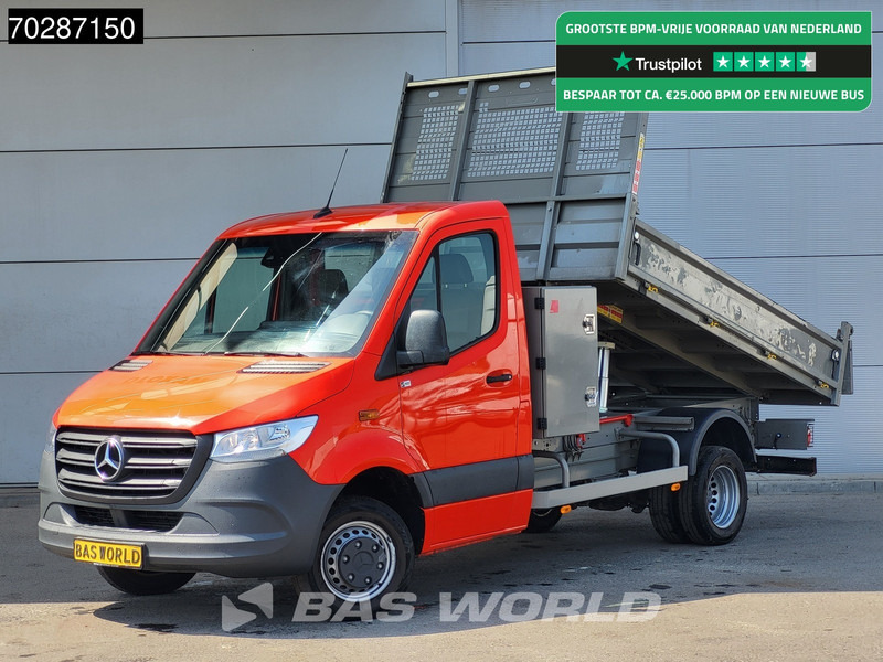 Mercedes-Benz Sprinter 514 CDI Kipper met Kist Dubbellucht 3,5t Trekhaak Airco Cruise Euro6 Tipper Benne Kieper 2m3 Airco Trekhaak Cruise control - Tipper van: picture 1 Mercedes-Benz Sprinter 514 CDI Kipper met Kist Dubbellucht 3,5t Trekhaak Airco Cruise Euro6 Tipper Benne Kieper 2m3 Airco Trekhaak Cruise control - Tipper van: picture 1