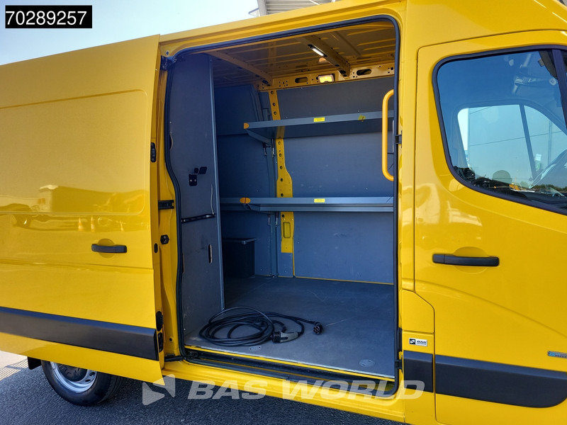 Leasing of Renault Master Z.E. 77PK Elektrisch 33kWh WLTP 120km L2H2 L2 E-Tech Camera Airco Cruise 10m3 Airco Cruise control Renault Master Z.E. 77PK Elektrisch 33kWh WLTP 120km L2H2 L2 E-Tech Camera Airco Cruise 10m3 Airco Cruise control: picture 8