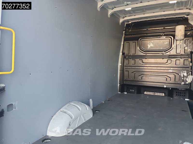 Panel van, Electric van Volkswagen Crafter 136pk Elektrisch WLTP 115KM Automaat L3H3 Navi LED Airco Cruise Camera Parkeersensoren L2H2 11m3 Airco Cruise control: picture 7