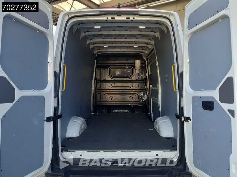Panel van, Electric van Volkswagen Crafter 136pk Elektrisch WLTP 115KM Automaat L3H3 Navi LED Airco Cruise Camera Parkeersensoren L2H2 11m3 Airco Cruise control: picture 6