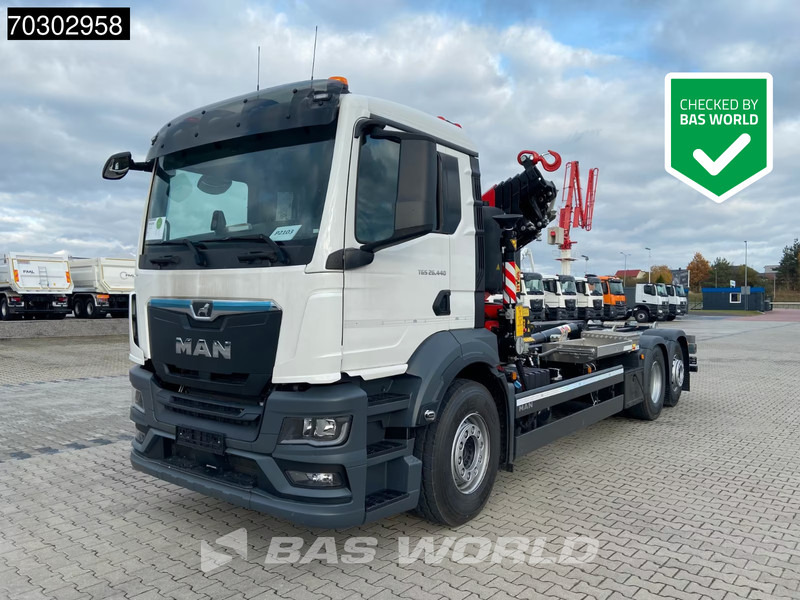 MAN TGS 26.440 6X2 NEW! Fassi 235A Crane Hyva 20-57-S Lift+ Steering Axle Euro 6 - Hook lift truck, Crane truck: picture 1 MAN TGS 26.440 6X2 NEW! Fassi 235A Crane Hyva 20-57-S Lift+ Steering Axle Euro 6 - Hook lift truck, Crane truck: picture 1