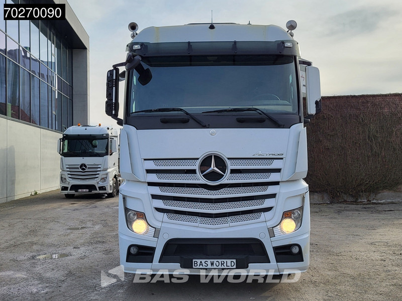 Tractor unit Mercedes-Benz Actros 1942 Actros 4X2 StreamSpace PTO: picture 7