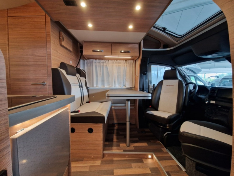 Weinsberg CaraCompact Suite MB 640 MEG - Semi-integrated motorhome: picture 4 Weinsberg CaraCompact Suite MB 640 MEG - Semi-integrated motorhome: picture 4