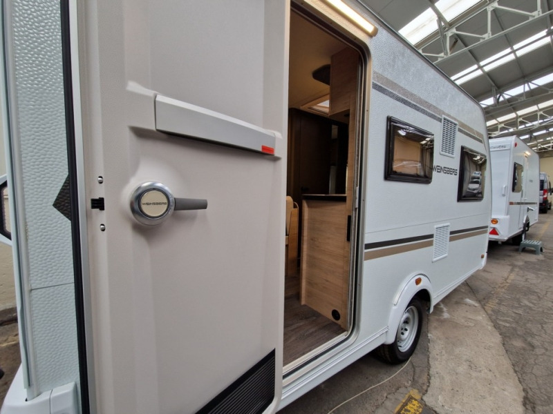 Weinsberg CaraOne 420 QD - Caravan: picture 3 Weinsberg CaraOne 420 QD - Caravan: picture 3