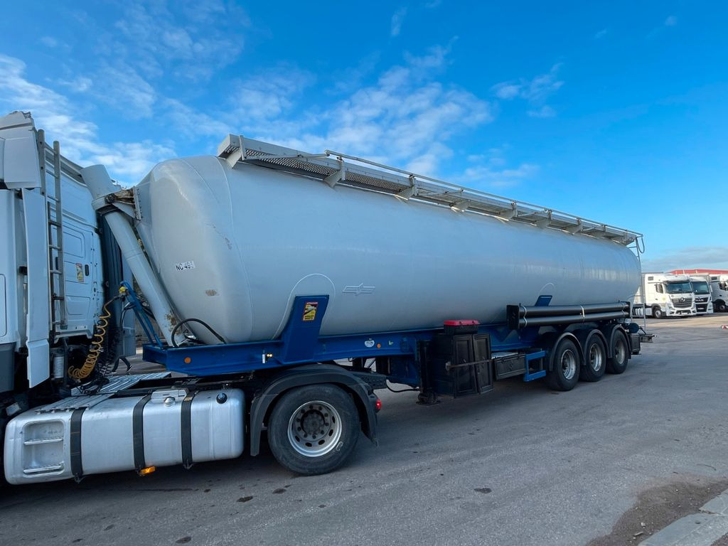 Spitzer 60.000Liter - Silo semi-trailer: picture 2 Spitzer 60.000Liter - Silo semi-trailer: picture 2