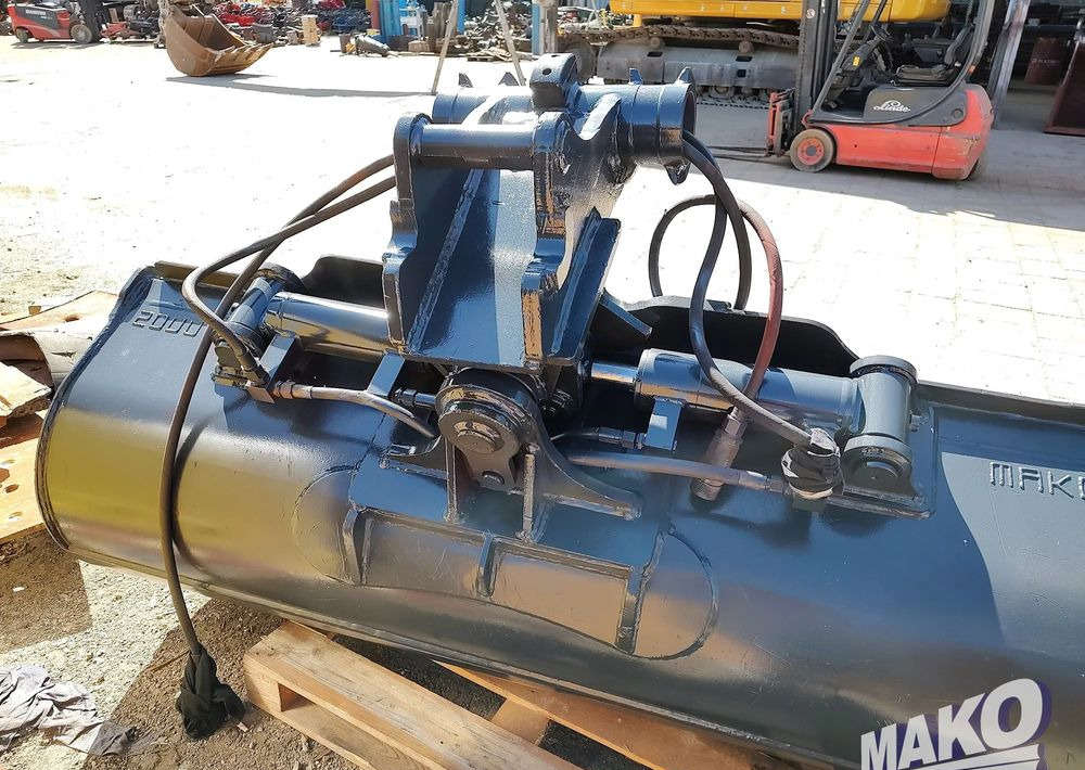 Łyżka 200cm skarpowa hydrauliczna Morin M5 - Attachment for Construction machinery: picture 4 Łyżka 200cm skarpowa hydrauliczna Morin M5 - Attachment for Construction machinery: picture 4