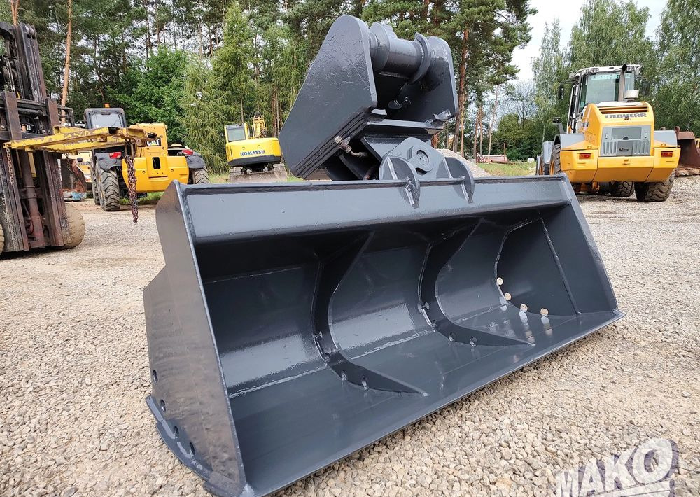 Attachment for Construction machinery Łyżka 200cm skarpowa hydrauliczna Morin M5: picture 1