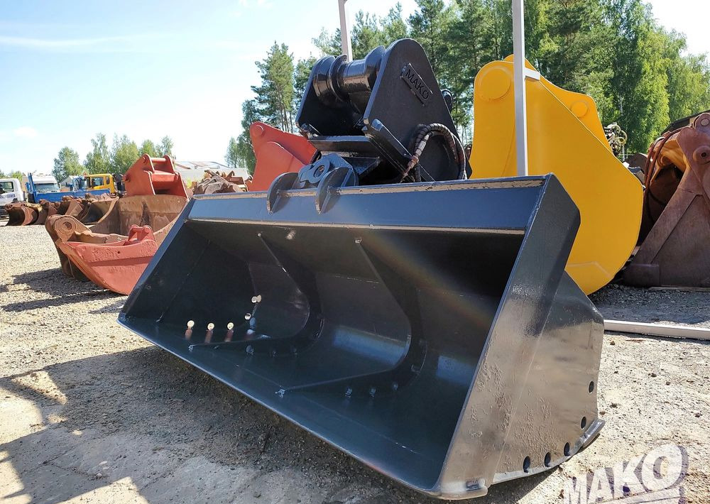 Łyżka 200cm skarpowa hydrauliczna Morin M5 - Attachment for Construction machinery: picture 1 Łyżka 200cm skarpowa hydrauliczna Morin M5 - Attachment for Construction machinery: picture 1