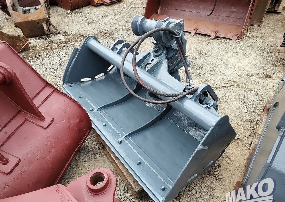 Łyżka skarpowa hydrauliczna 150cm Morin M3 - Attachment for Construction machinery: picture 1 Łyżka skarpowa hydrauliczna 150cm Morin M3 - Attachment for Construction machinery: picture 1