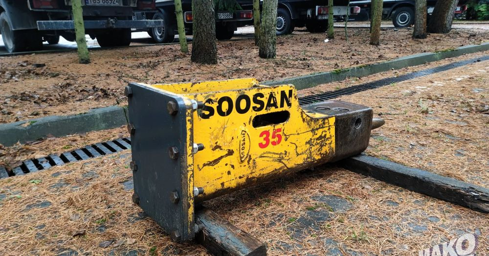 Młot hydrauliczny Soosan SQ35 230kg do koparki - Attachment for Construction machinery: picture 3 Młot hydrauliczny Soosan SQ35 230kg do koparki - Attachment for Construction machinery: picture 3