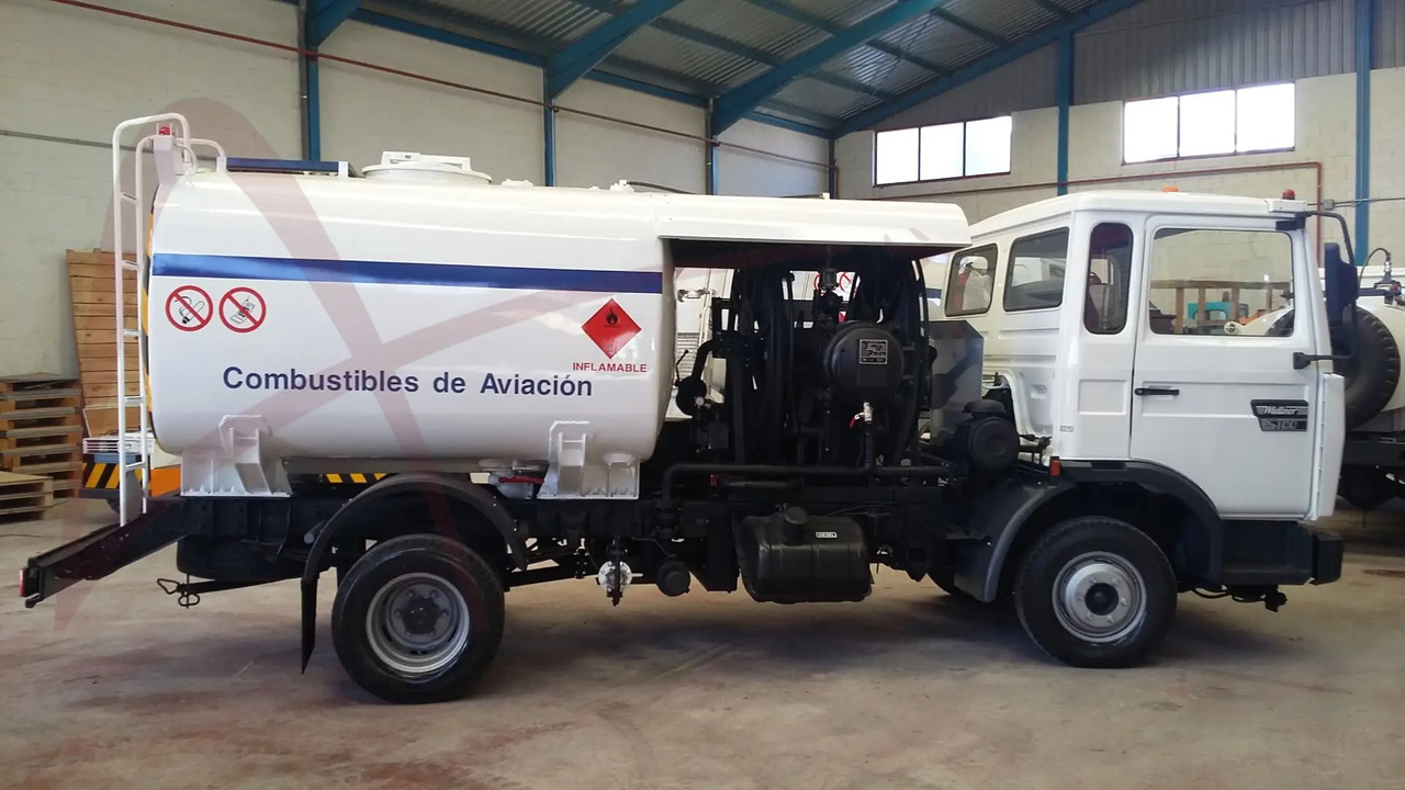 AVGAS B-100 - Tank truck: picture 1 AVGAS B-100 - Tank truck: picture 1