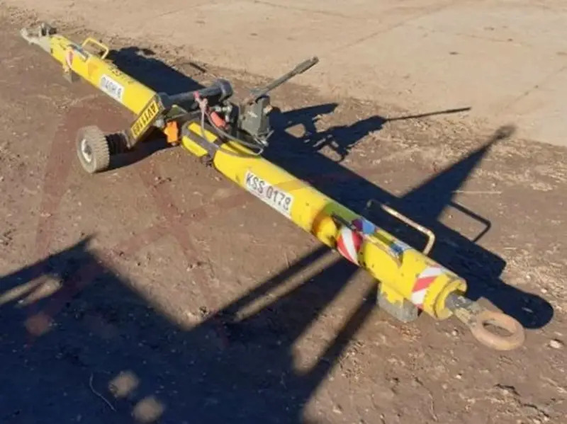 FLADUNG FSST DASH 8 - Ground support equipment: picture 5 FLADUNG FSST DASH 8 - Ground support equipment: picture 5