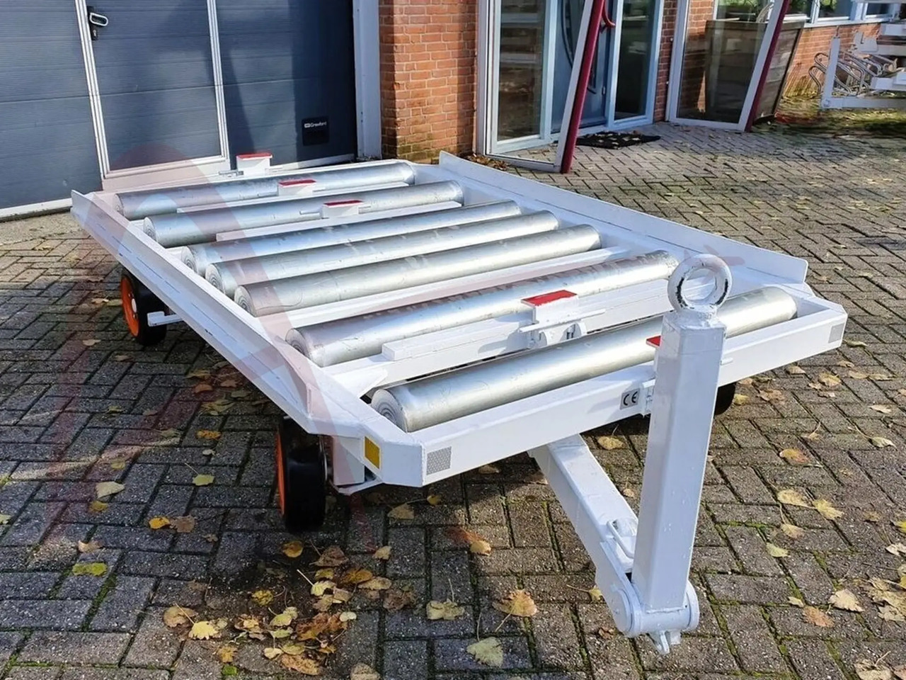YUMBO CPR - Ground support equipment: picture 1 YUMBO CPR - Ground support equipment: picture 1